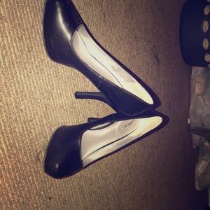 Black leather Heels